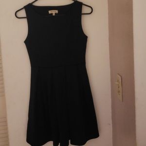 Short dress